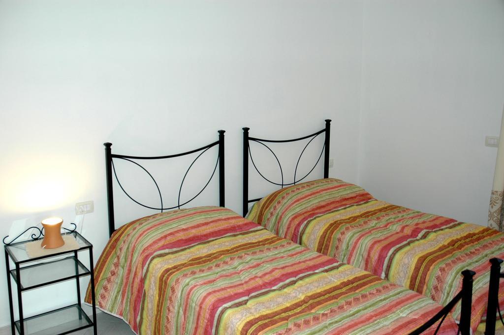 Holiday Homes Stella Marina San Teodoro  Chambre photo