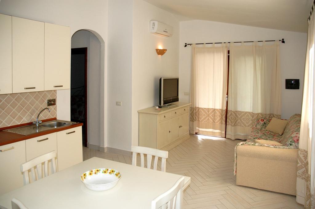 Holiday Homes Stella Marina San Teodoro  Chambre photo